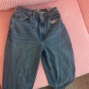 Abercrombie Curve Love 90s straight ultra high rise